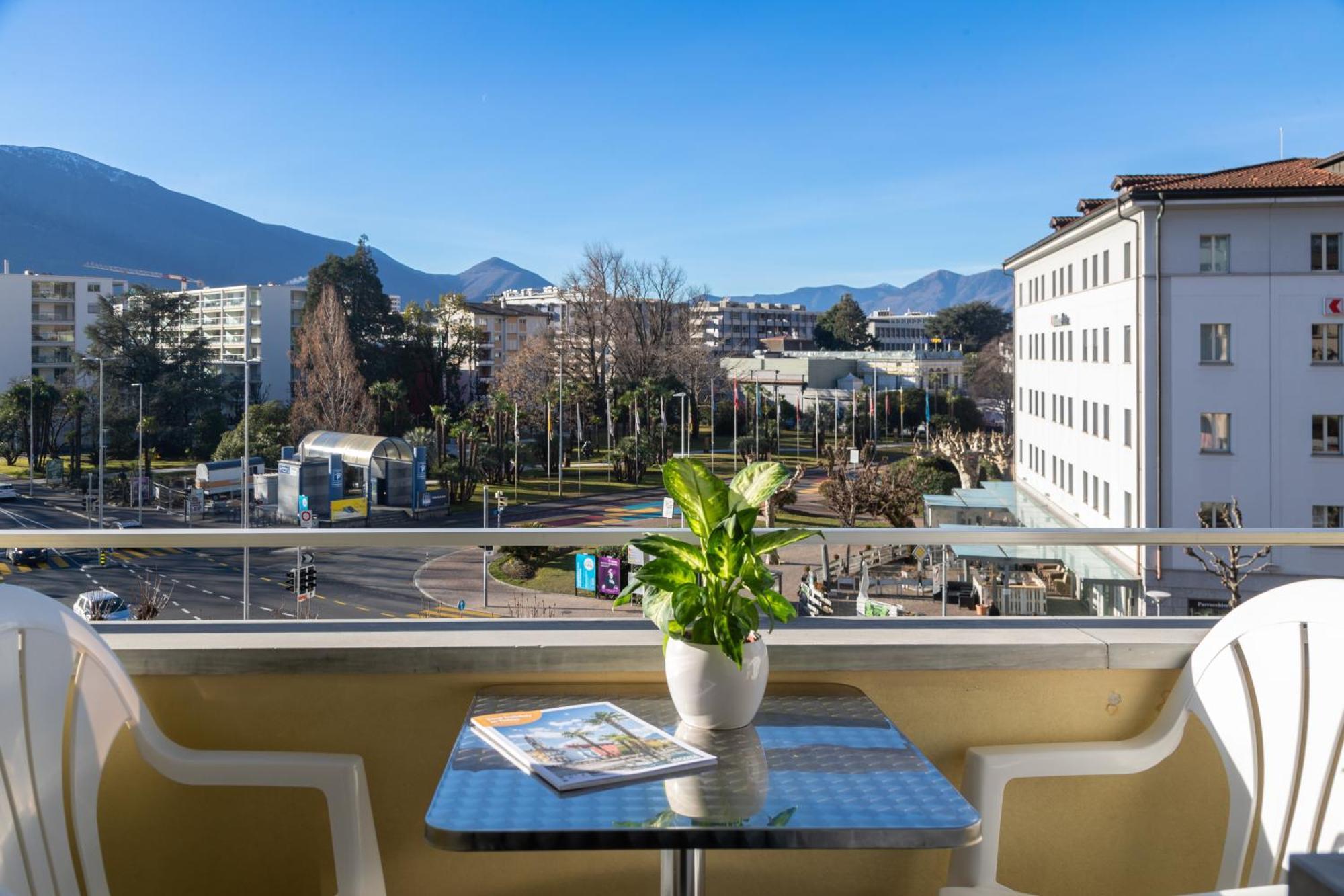 Hotel Rondinella Locarno Dış mekan fotoğraf
