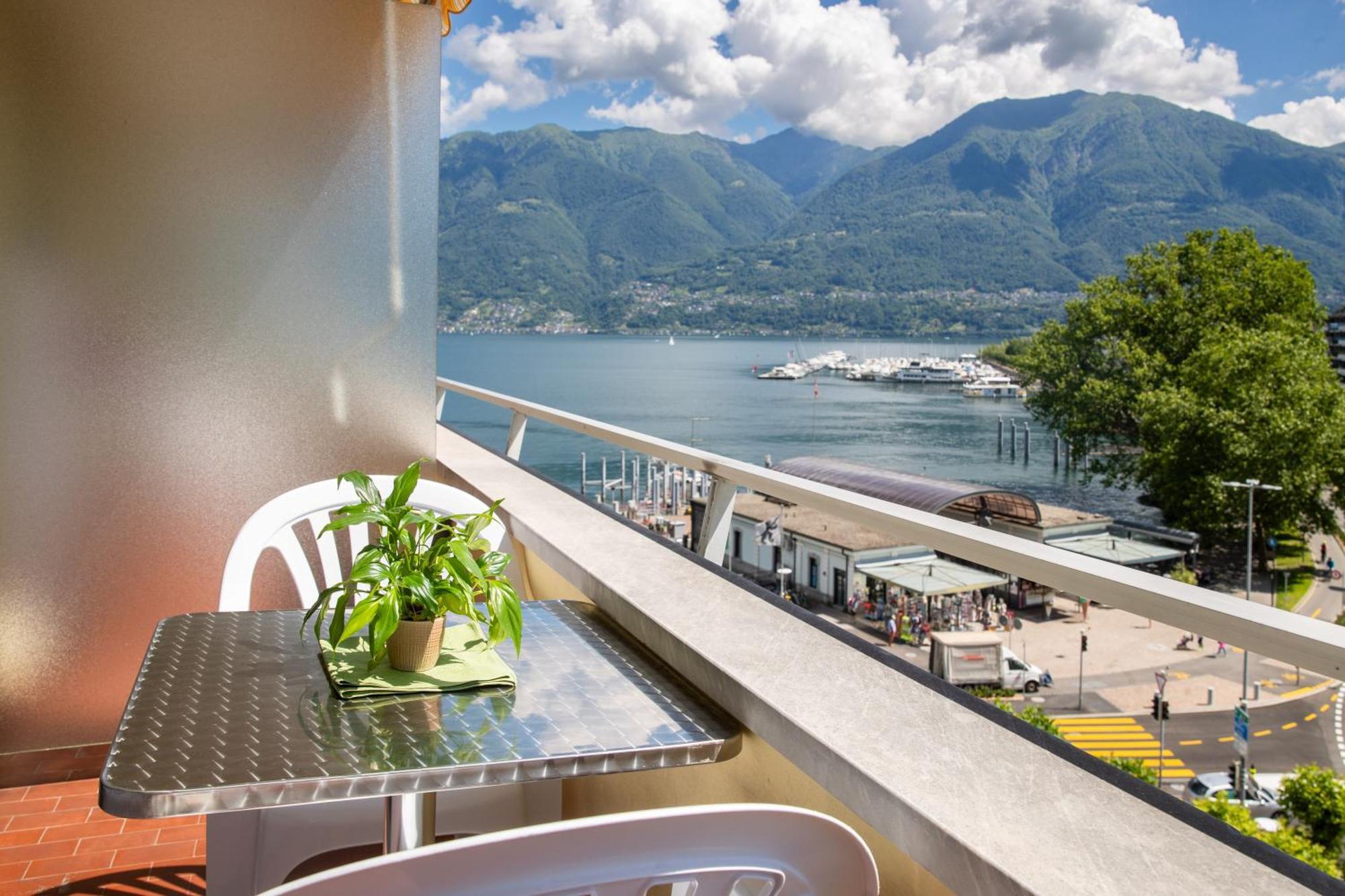 Hotel Rondinella Locarno Dış mekan fotoğraf