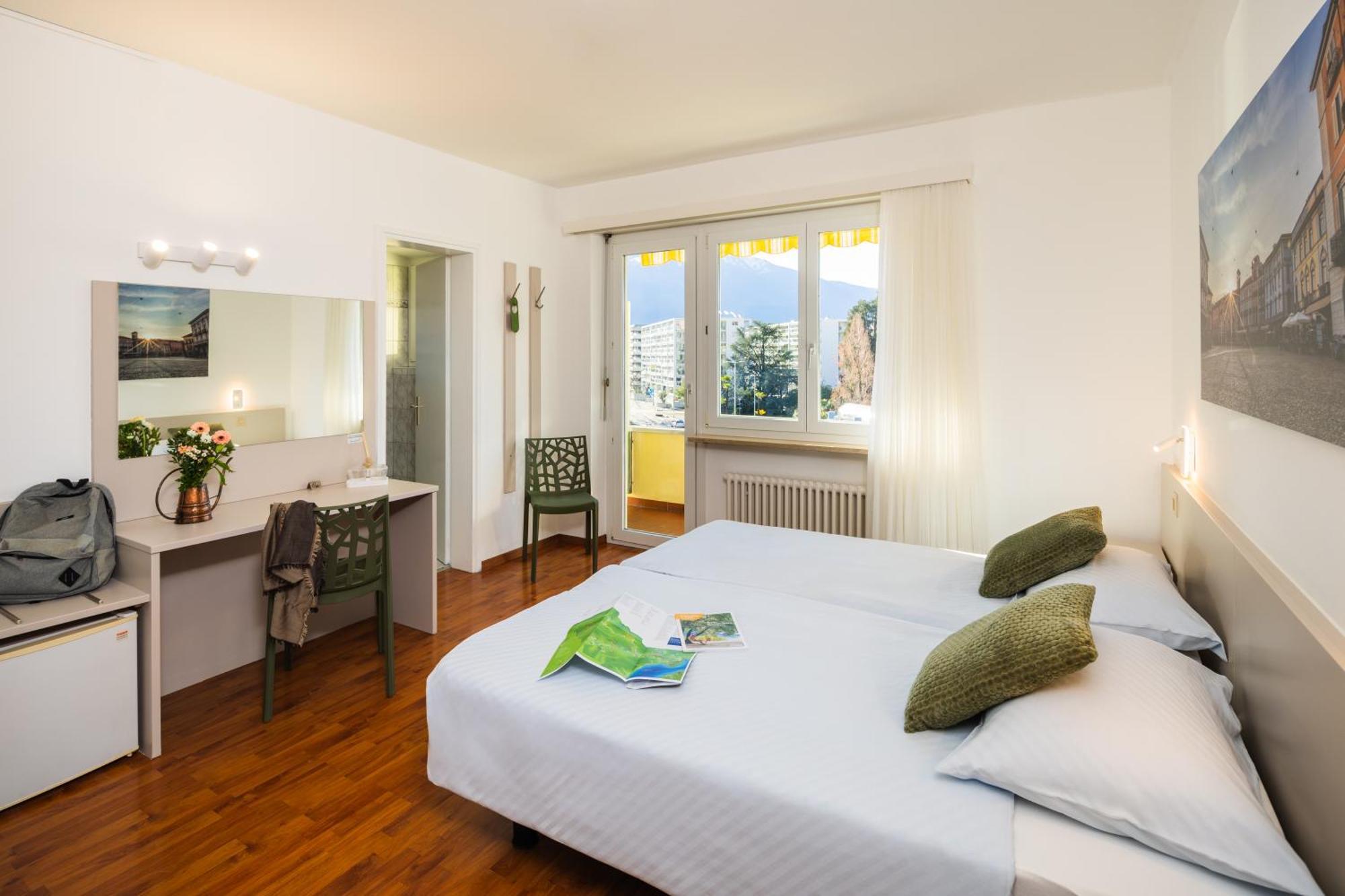 Hotel Rondinella Locarno Dış mekan fotoğraf